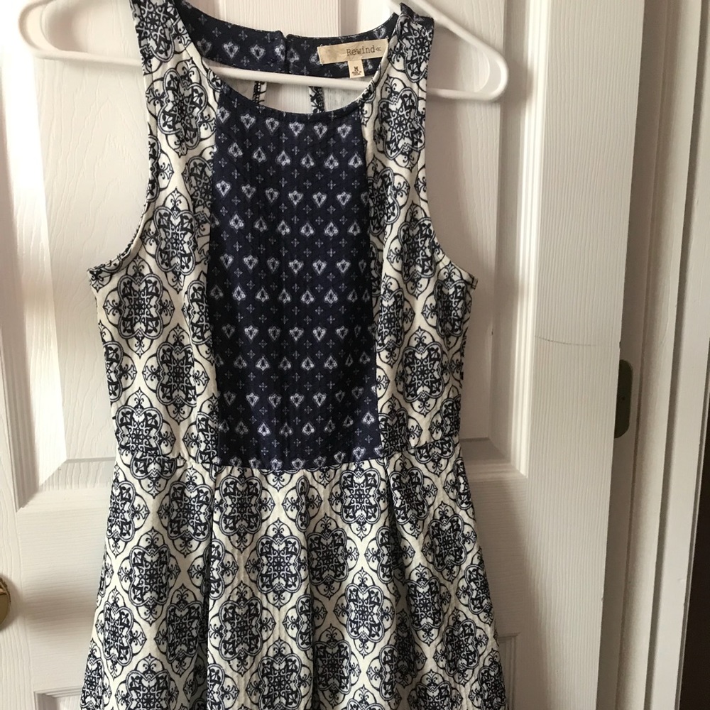 Patterned Short Summer Dress Size M